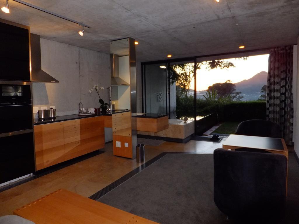 Snooze In Hout Bay Self-Catering Hotell Rum bild